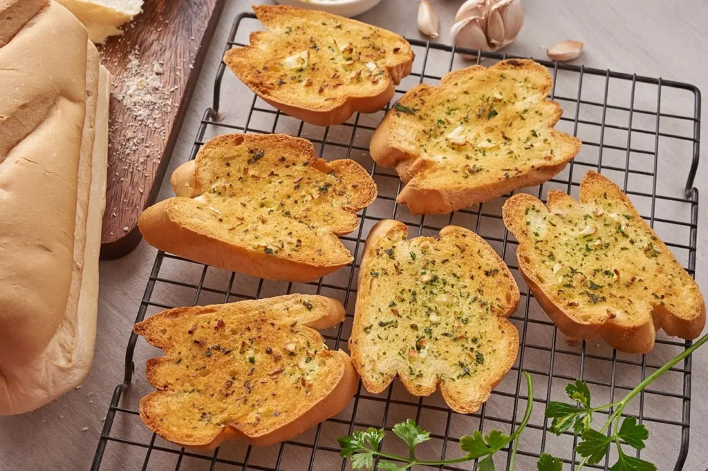 Restaurant-Style Garlic Bread at Home